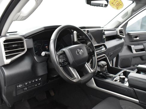 Used 2022 Toyota Tundra SR5 image 13