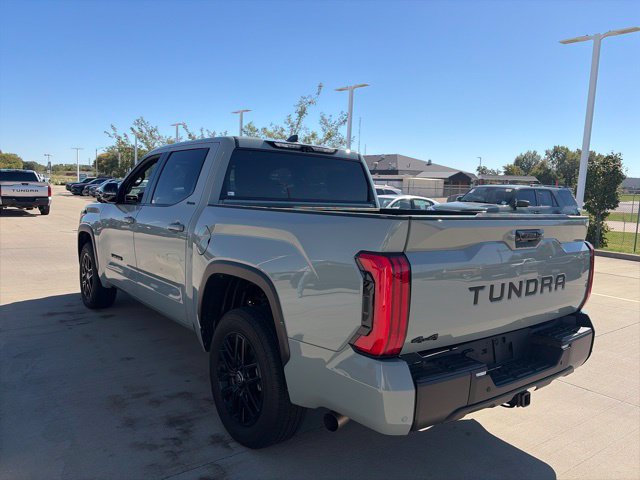 Used 2025 Toyota Tundra Limited AWD/4WD image 5