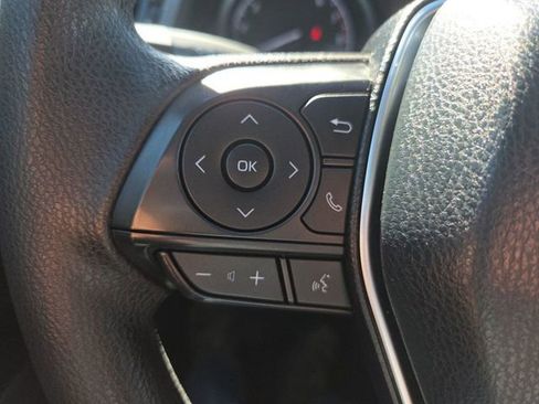 Used 2018 Toyota Camry LE FWD image 28