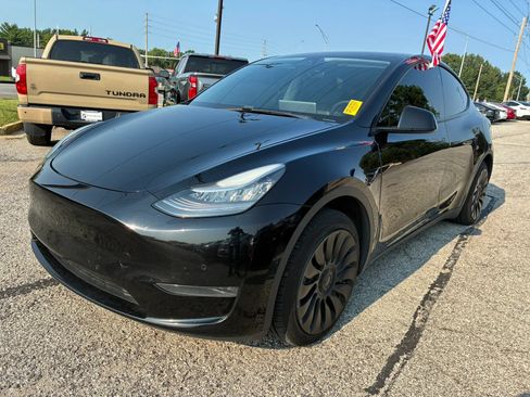 Used 2020 Tesla Model Y Long Range AWD/4WD image 2