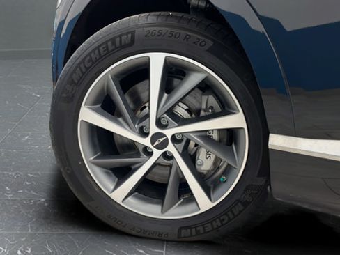 Used 2025 Genesis GV80 3.5T Advanced AWD/4WD image 41