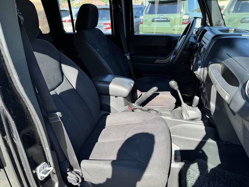 Used 2013 Jeep Wrangler Unlimited Sport image 6