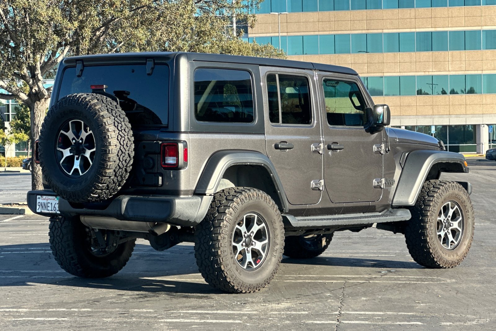 Used 2021 Jeep Wrangler Unlimited Sport AWD/4WD image 4