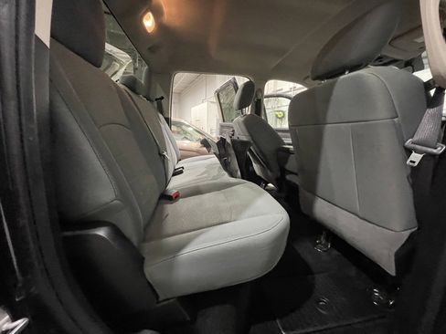 Used 2017 RAM 3500 Tradesman w/ Chrome Appearance Group image 25