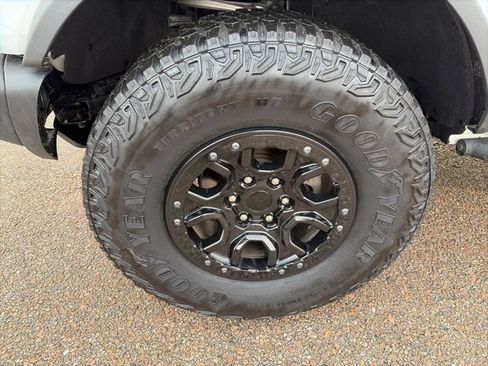 Used 2023 Ford Bronco Wildtrak AWD/4WD image 10