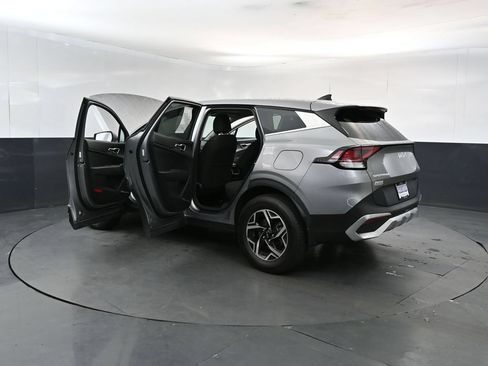 Certified 2023 Kia Sportage LX AWD/4WD image 28