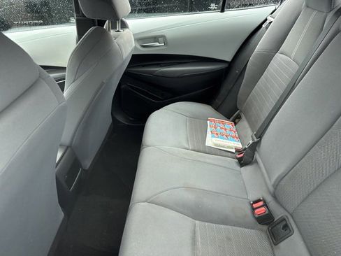 Used 2022 Toyota Corolla SE image 5