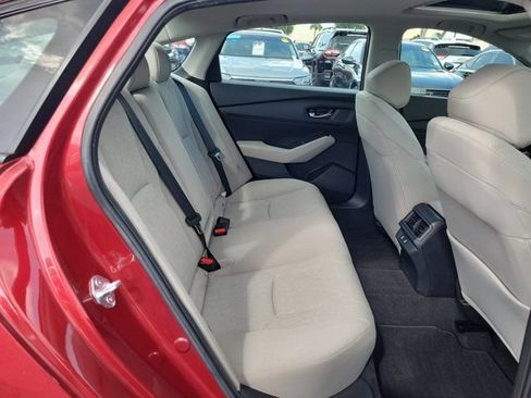 Certified 2025 Honda Accord SE image 10