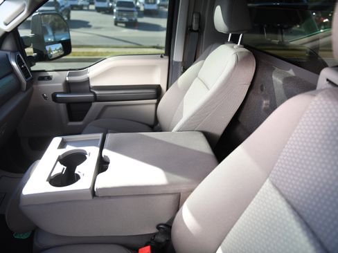 Used 2022 Ford F350 XLT w/ XLT Value Package image 25