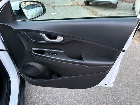 Used 2023 Hyundai Kona SEL FWD image 25