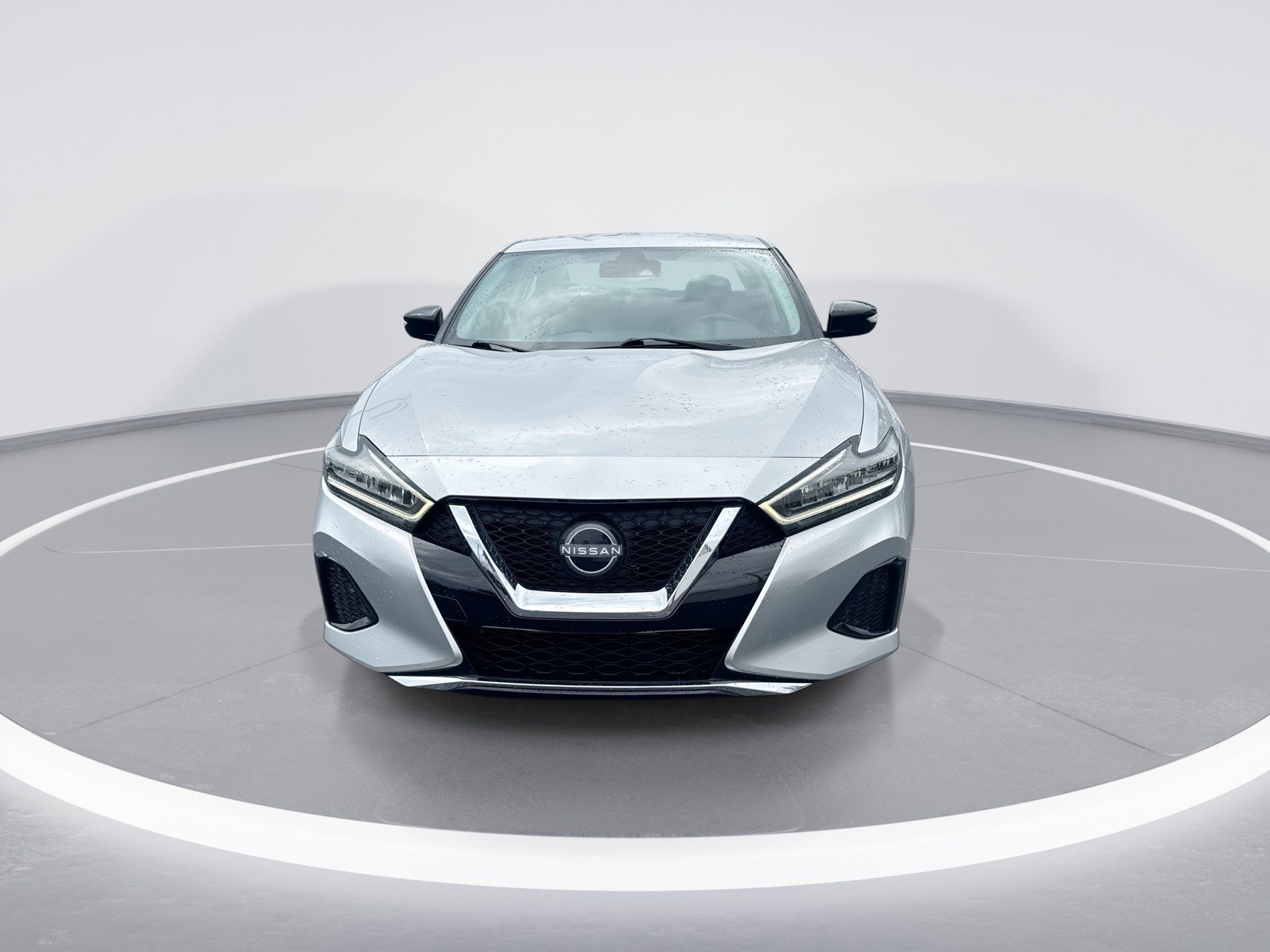 Used 2023 Nissan Maxima SV w/ Floor Mat Group FWD image 9
