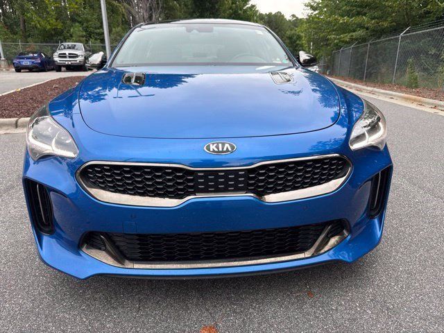 Used 2019 Kia Stinger GT1 RWD image 2