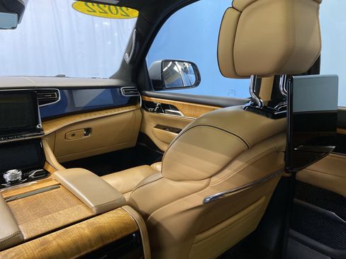 Used 2022 Jeep Grand Wagoneer Series III w/ Rear Seat Video Group 1 image 32