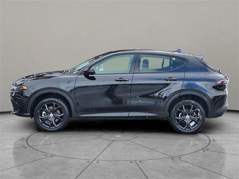 Used 2023 Dodge Hornet GT w/ GT Blacktop Package image 9