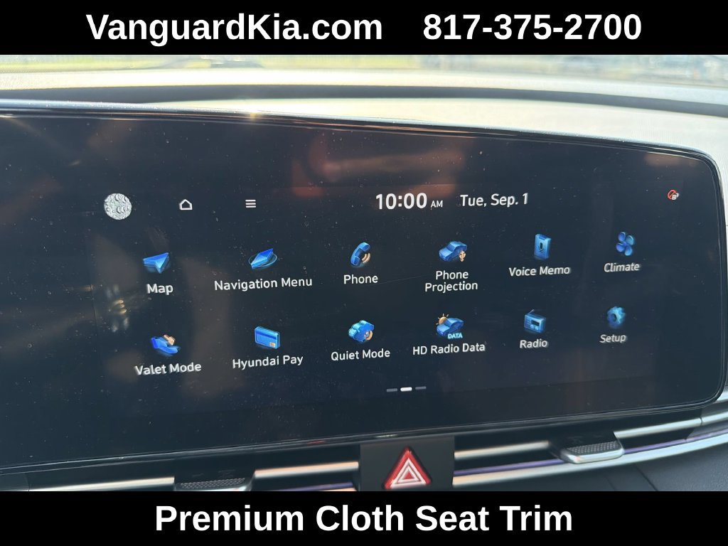 Used 2025 Hyundai Elantra SEL FWD image 14