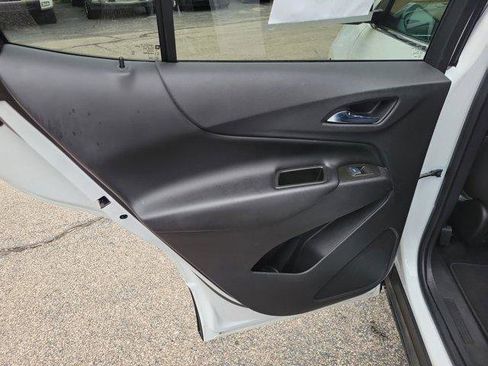 Used 2021 Chevrolet Equinox LT image 10