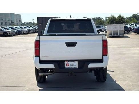 Certified 2024 Toyota Tacoma SR5 AWD/4WD image 4