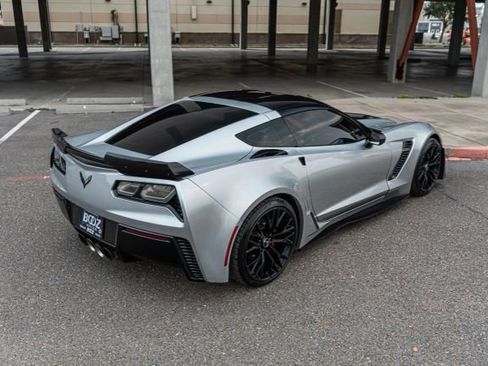 Used 2016 Chevrolet Corvette Z06 w/ 2LZ Preferred Equipment Group image 24