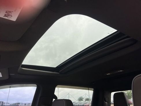 Used 2024 GMC Sierra 1500 Denali w/ Denali Reserve Package image 11