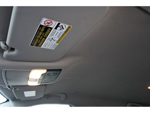 Used 2023 Nissan Rogue SV FWD image 25