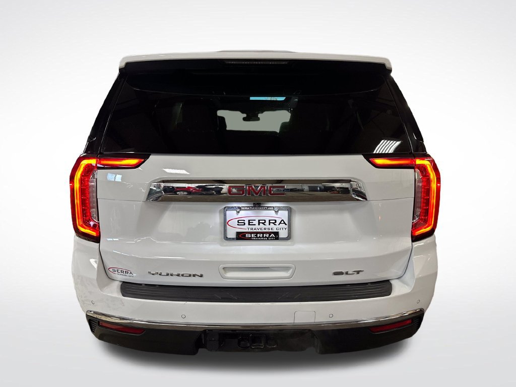 Used 2024 GMC Yukon XL SLT w/ SLT Luxury Package AWD/4WD image 4