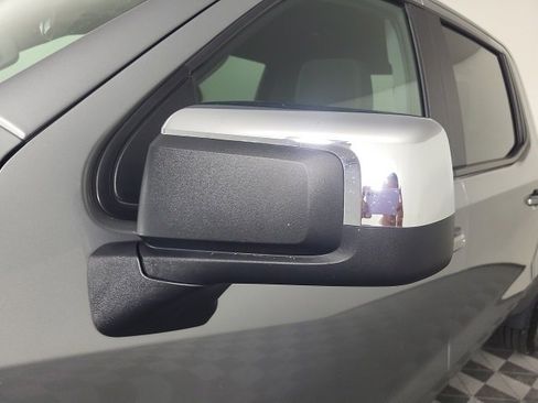 Used 2025 Chevrolet Silverado 1500 LT image 6