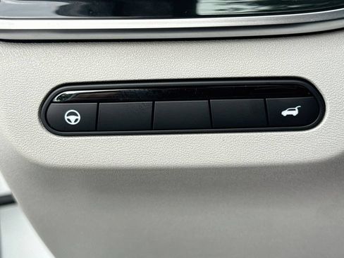 New 2027 INFINITI QX60 Luxe w/ Cargo Package FWD image 10
