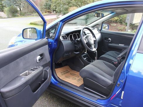 Used 2012 Nissan Versa 1.8 S w/ Special Edition Pkg image 5