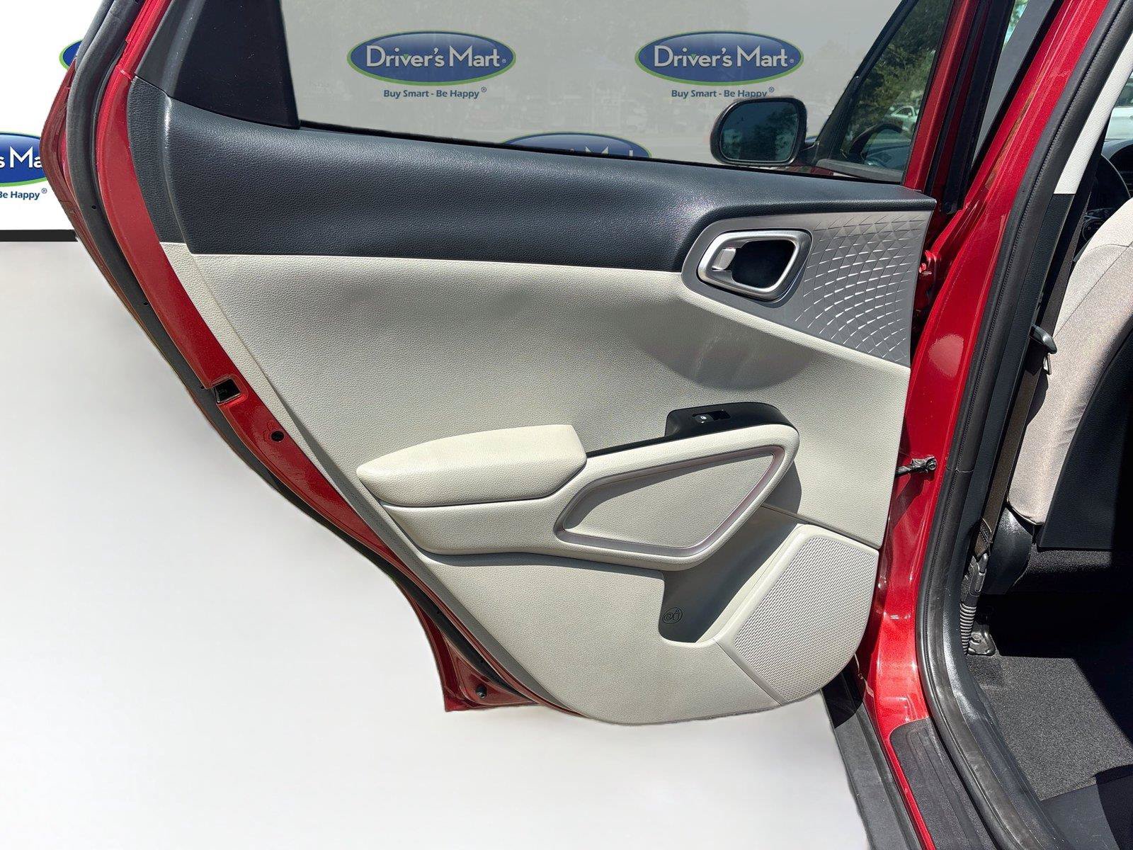 Used 2022 Kia Soul LX w/ Technology Package FWD image 15
