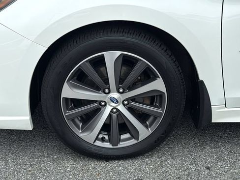 Used 2018 Subaru Legacy 3.6R Limited AWD/4WD image 8