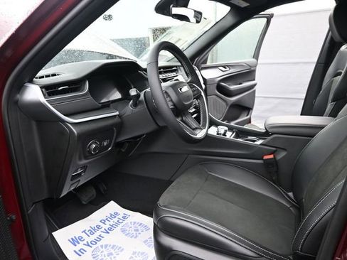 New 2025 Jeep Grand Cherokee Altitude AWD/4WD image 9