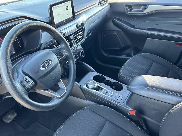 Used 2025 Ford Escape Active AWD/4WD image 6
