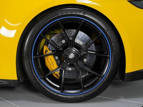 Used 2023 Porsche 911 GT3 w/ Chrono Package RWD image 19