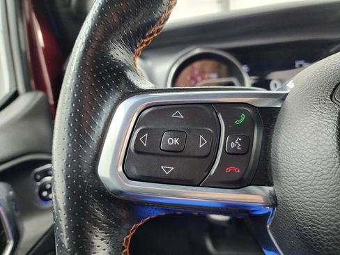 Used 2021 Jeep Gladiator Mojave image 15