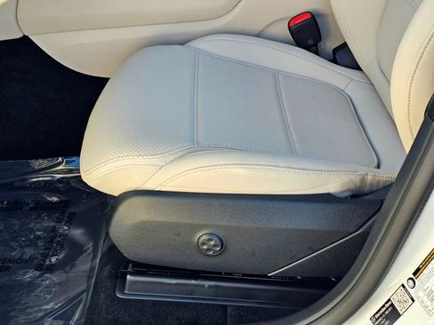 New 2026 Mercedes-Benz GLC 300 4MATIC image 18