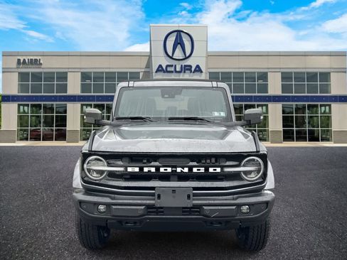 Used 2024 Ford Bronco Outer Banks image 8