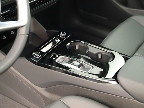 New 2027 Audi Q6 e-tron Premium Plus AWD/4WD image 17