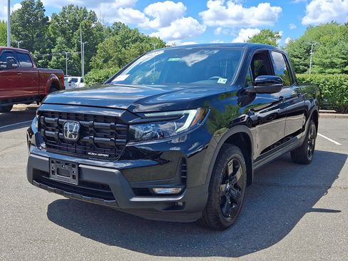 Used 2025 Honda Ridgeline Black Edition image 4
