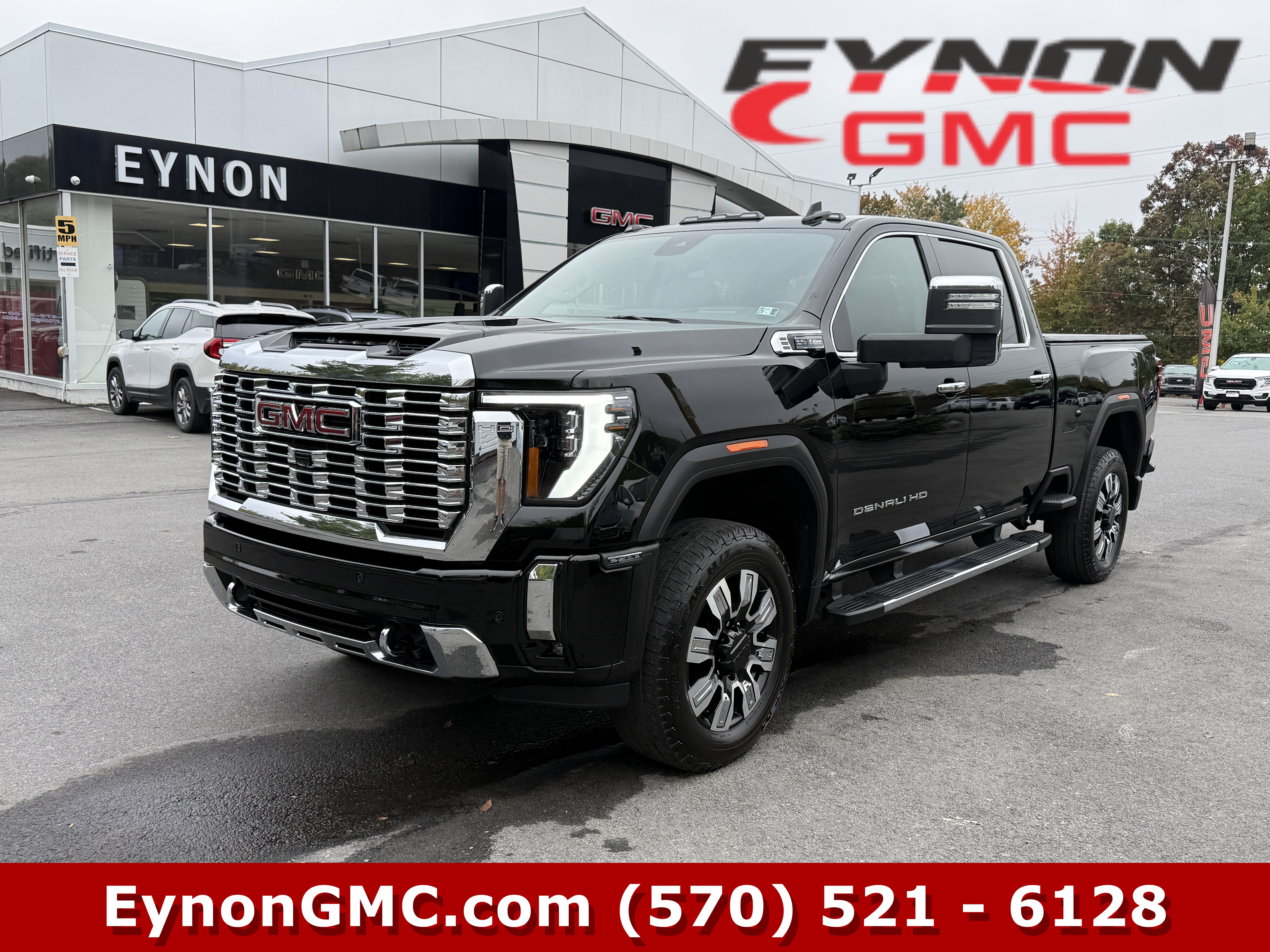 Used 2024 GMC Sierra 2500 Denali w/ Denali Reserve Package AWD/4WD image 1
