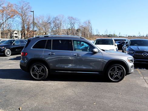 New 2026 Mercedes-Benz GLB 250 4MATIC image 2