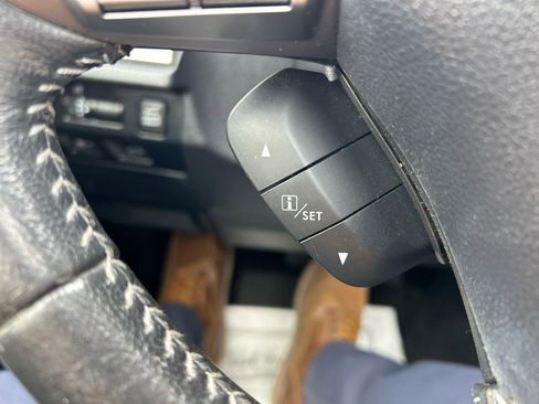 Used 2016 Subaru Forester 2.5i Limited image 20