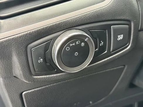 Used 2024 Ford Edge SEL AWD/4WD image 36