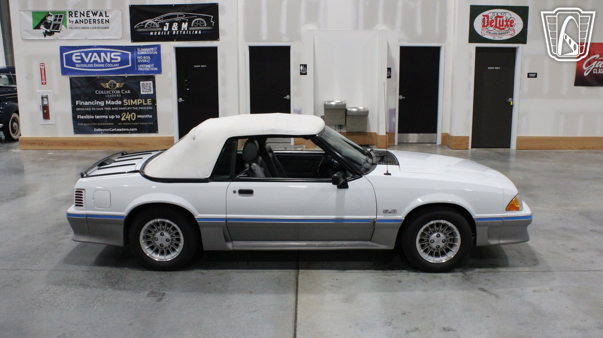 Used 1988 Ford Mustang GT RWD image 35