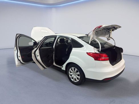 Used 2016 Ford Focus S image 11