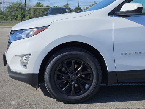 Used 2021 Chevrolet Equinox LT image 8