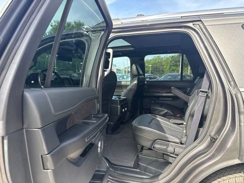 Used 2021 Ford Expedition Limited AWD/4WD image 15