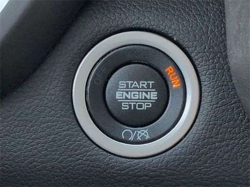 Certified 2022 RAM 3500 Laramie image 33