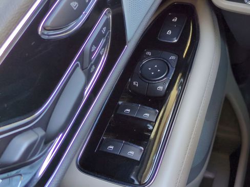 Used 2022 Lincoln Navigator Reserve image 25