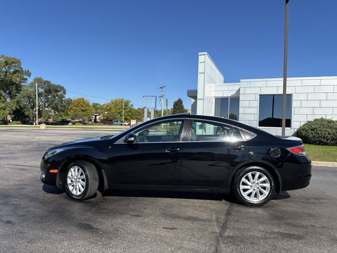Used 2012 MAZDA MAZDA6 i Grand Touring w/ Technology Pkg FWD image 3