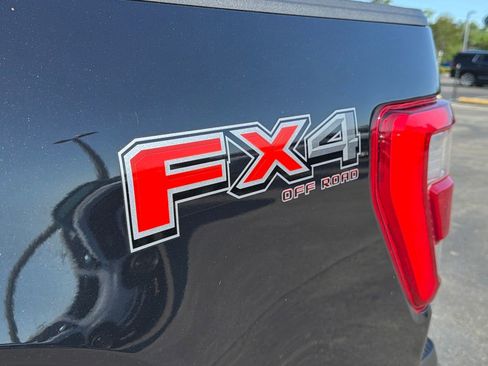 Used 2021 Ford F150 Lariat w/ Equipment Group 502A High AWD/4WD image 13